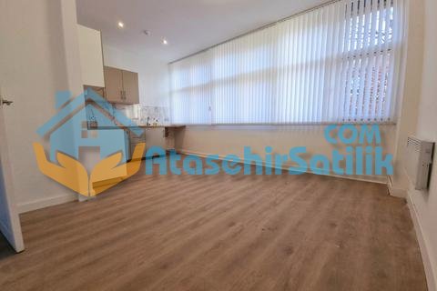 Barbaros Mahallesi, Ahlat Sokağı Satılık Daire